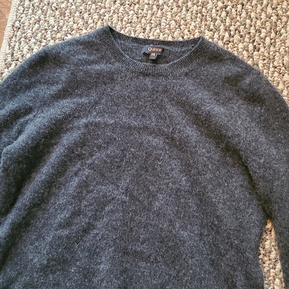 Quince Cashmere XS Crewneck Charcoal Gray Sweater - Picture 7 of 11